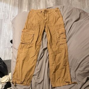 American Eagle Outfitters Cargo Jeans in Tan